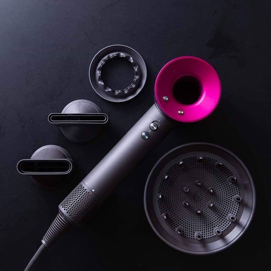 Secador iónico tipo dyson con accesorios